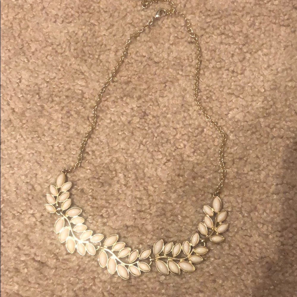Statement necklace